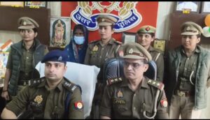 थाना लंका पुलिस ने महिला मोबाइल चोर को किया गिरफ्तार